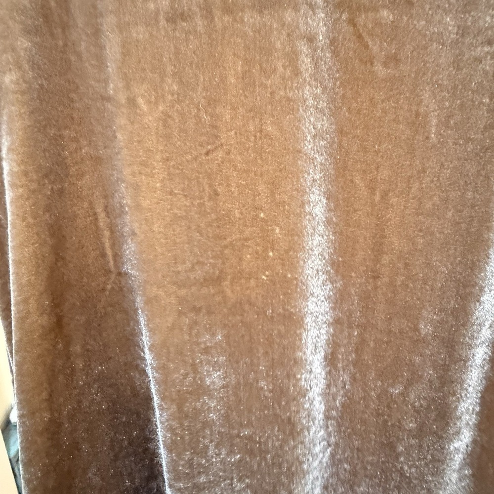 Cut Loose Velvet Blouse Color Brass Quiet Luxury Minimalist Academia Lagenlook S - Picture 7 of 8